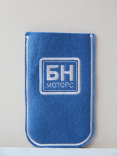 Чехол для телефона с вышитым логотипом